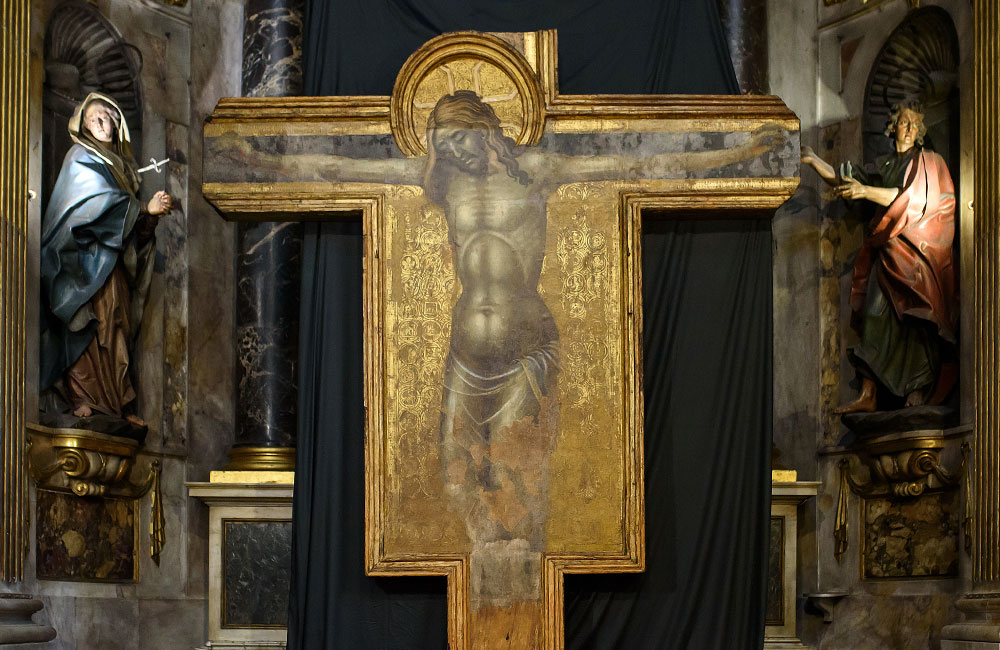 Raccolta fondi per il restauro del Crocifisso della Basilica di Santa Maria delle Vigne